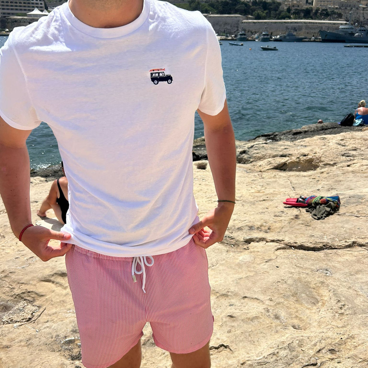 ROVER TEE
